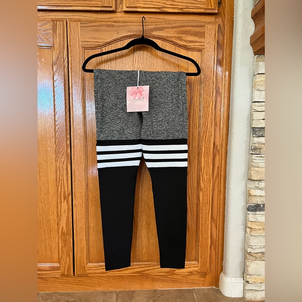 Bombshell Sportswear thigh high leggings!